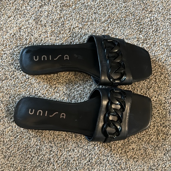 Unisa Chain Embellished Slip On Sandals - size 8 NEW - Picture 7 of 10
